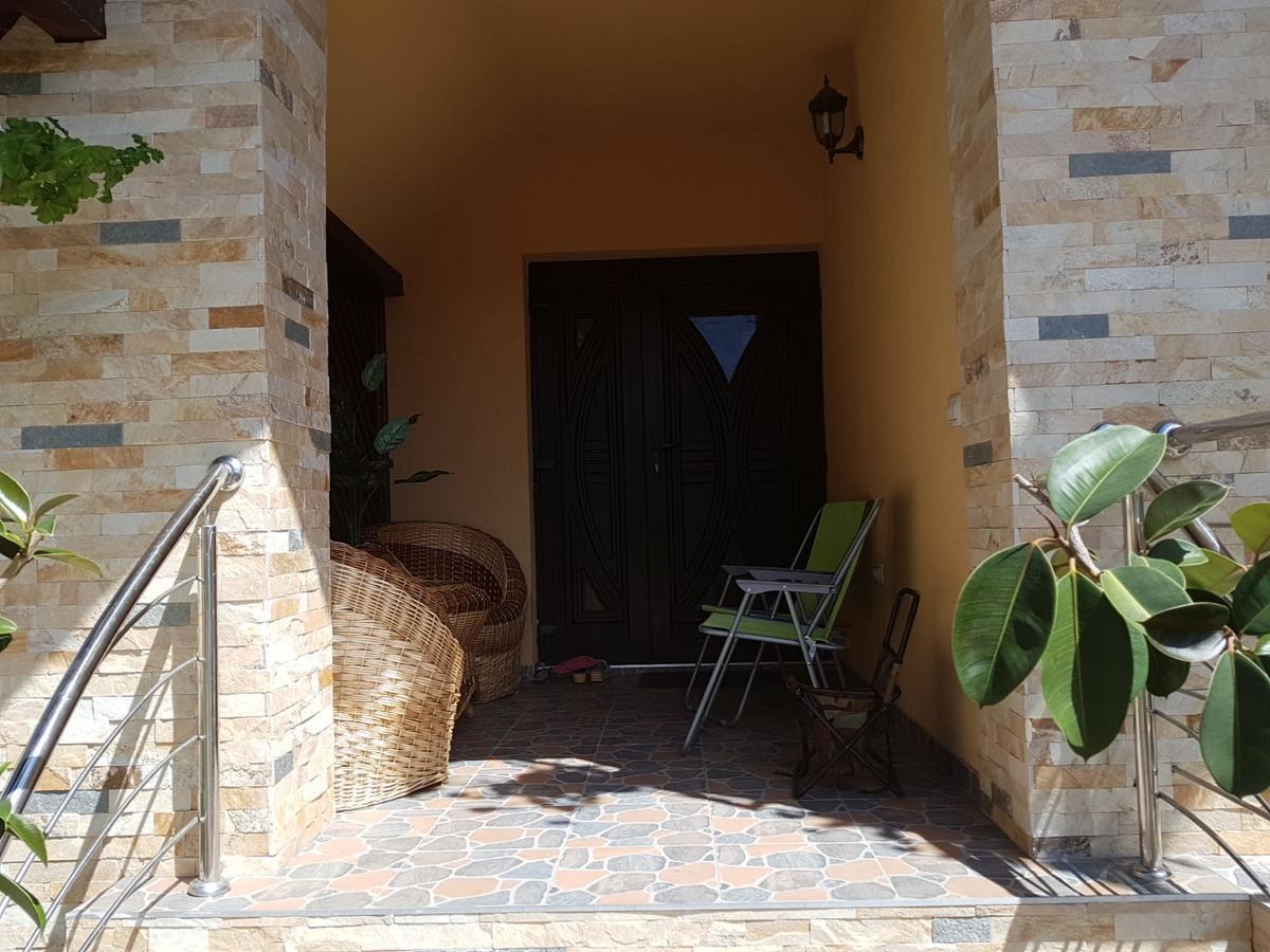 Vila Alexia Hotell Călimăneşti Exteriör bild