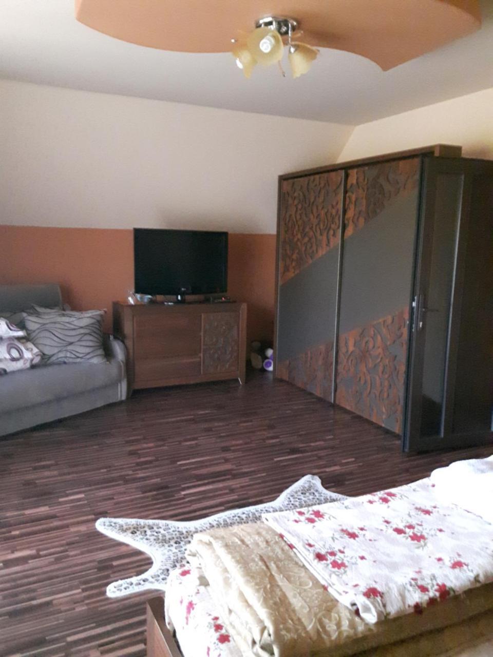 Vila Alexia Hotell Călimăneşti Exteriör bild