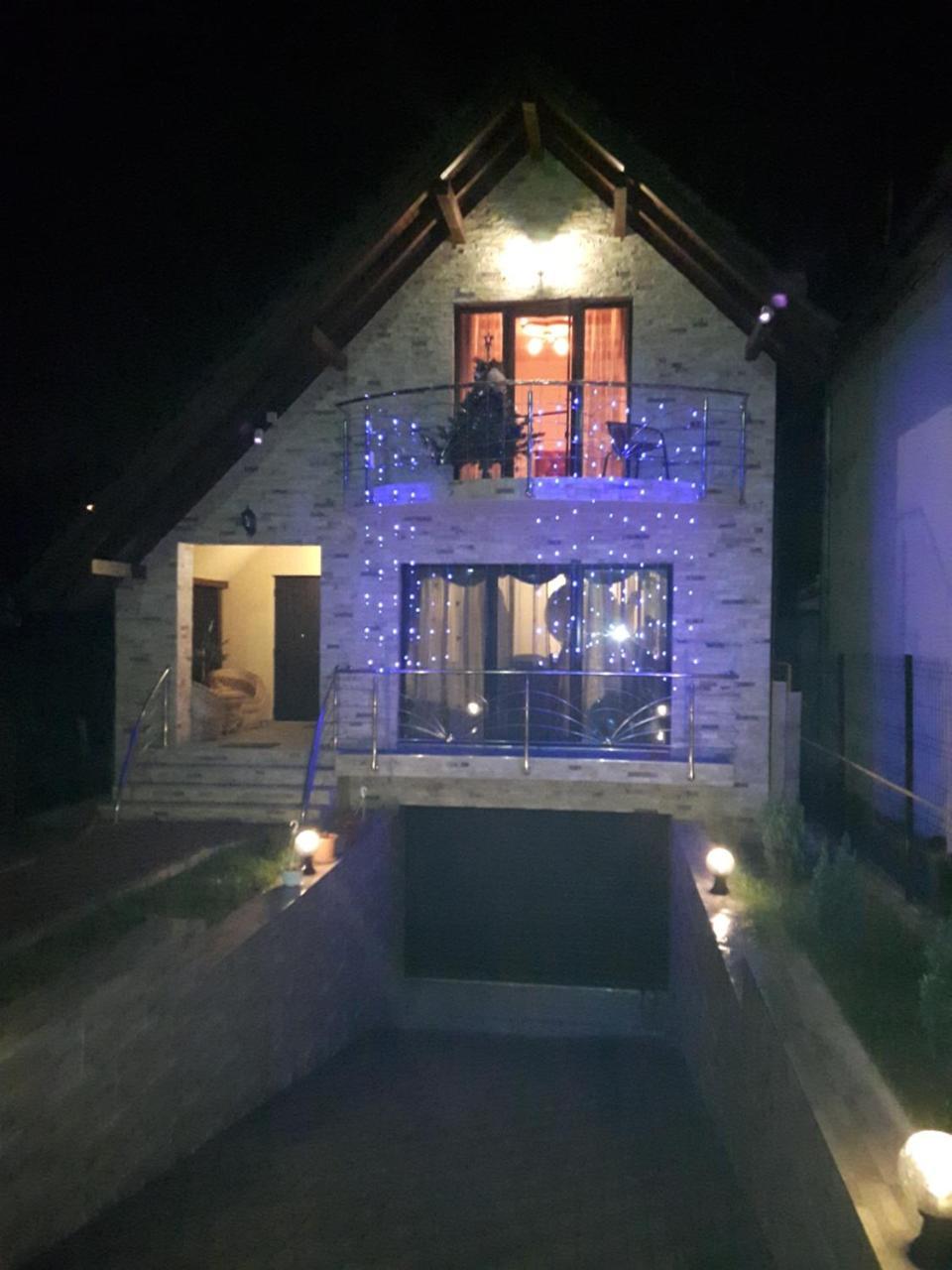 Vila Alexia Hotell Călimăneşti Exteriör bild