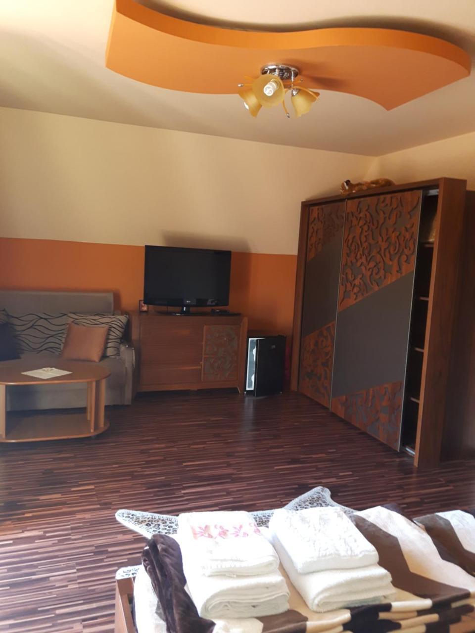 Vila Alexia Hotell Călimăneşti Exteriör bild